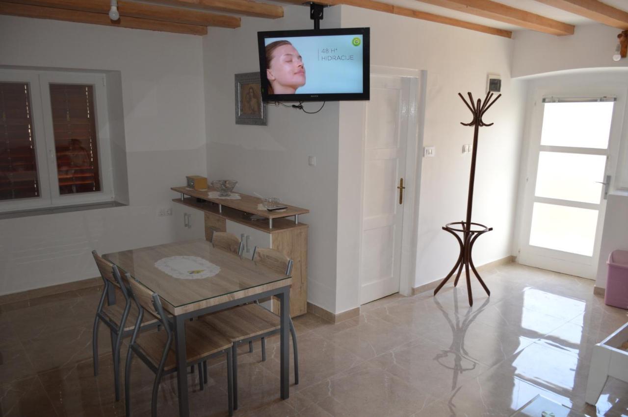 Studio Apartman Kata เปอร์วิช เชปูริเน ภายนอก รูปภาพ