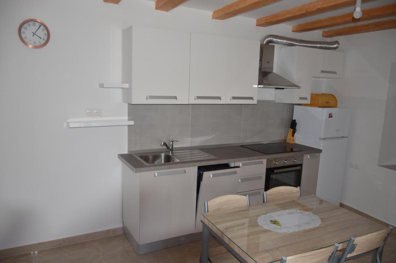 Studio Apartman Kata เปอร์วิช เชปูริเน ภายนอก รูปภาพ