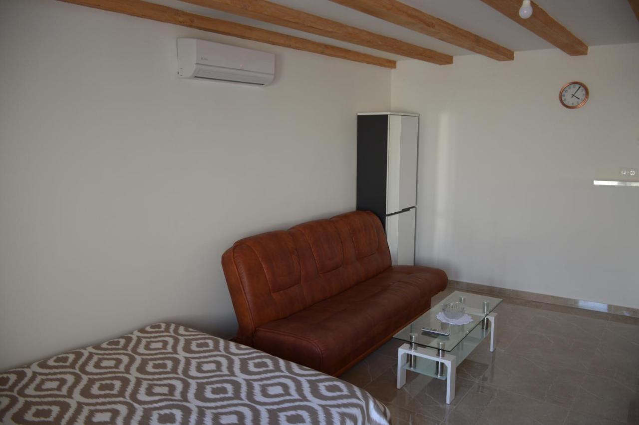 Studio Apartman Kata เปอร์วิช เชปูริเน ภายนอก รูปภาพ